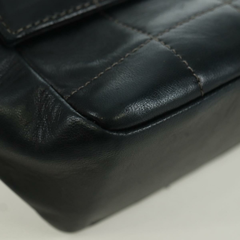 【日本直送】香奈兒 Choco Bar 單肩包，羊皮材質，黑色，金色雙C標誌，正品編號 yk20209SAV-8