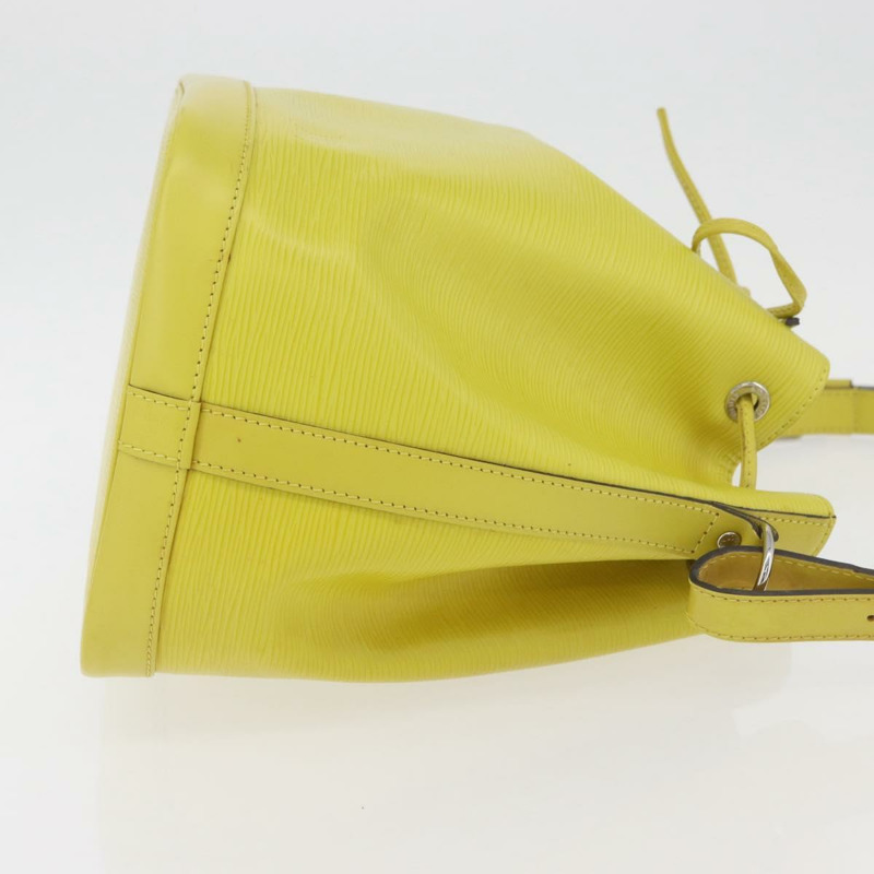 【日本直送】路易威登 Epi Petit Noe 肩背包 開心果綠 LV 正品 YKZ990A-2