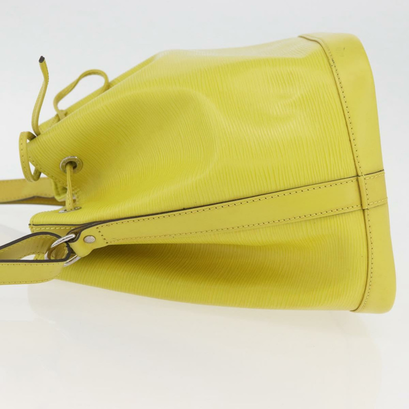 【日本直送】路易威登 Epi Petit Noe 肩背包 開心果綠 LV 正品 YKZ990A-3