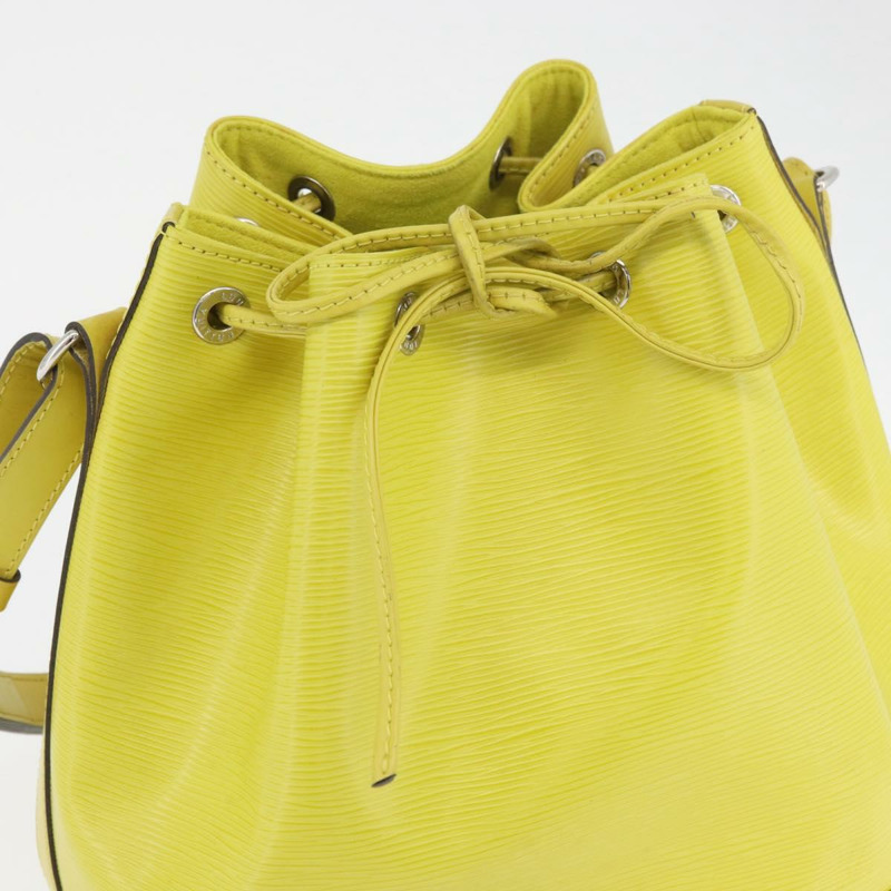 【日本直送】路易威登 Epi Petit Noe 肩背包 開心果綠 LV 正品 YKZ990A-17