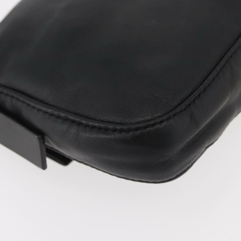 【日本直送】FENDI Mamma Baguette 肩背包 皮革 黑色 銀色 正品 am11278SAV-15