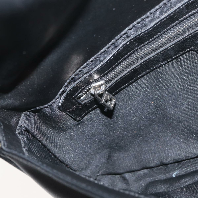 【日本直送】FENDI Mamma Baguette 肩背包 皮革 黑色 銀色 正品 am11278SAV-23