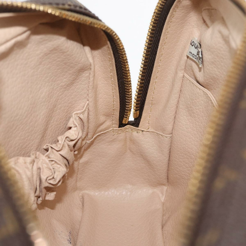 【日本直送】路易威登 Monogram Trousse Toilette 23 手拿包 M47524 LV Auth YKZ1051A-18