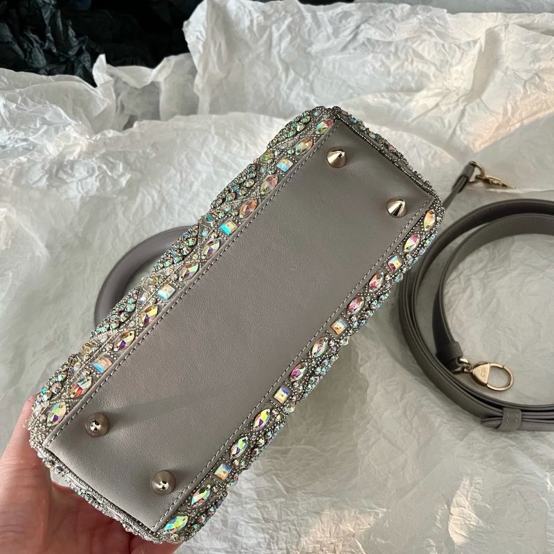 Dior鑲鑽黛妃包21x17cm 98新配件肩帶塵袋-6