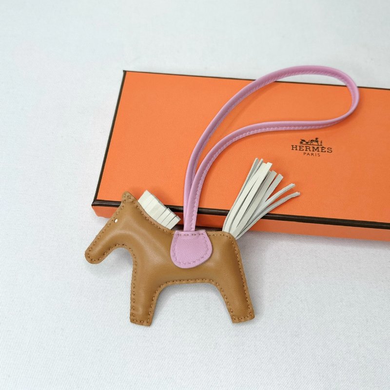 HERMES 全新Rodeo PM芝麻色小馬掛飾-0