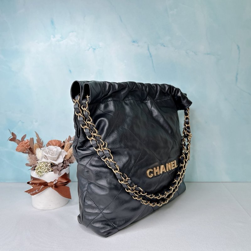 CHANEL  小款黑金22包-3