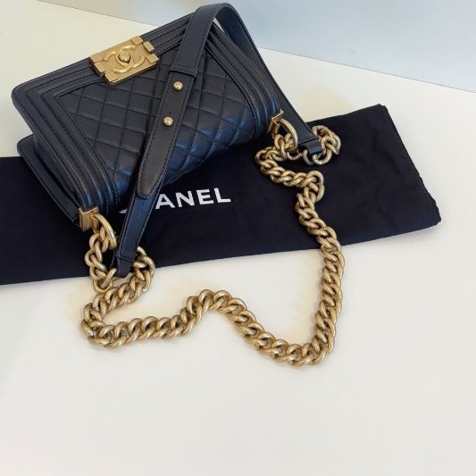 香奈兒/Chanel 黑金牛皮leboy小號 造舊金屬複古耐用 經典繫列-9