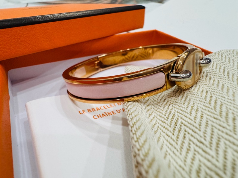全新Hermes 豬鼻手鐲 粉色 未拆膜-1