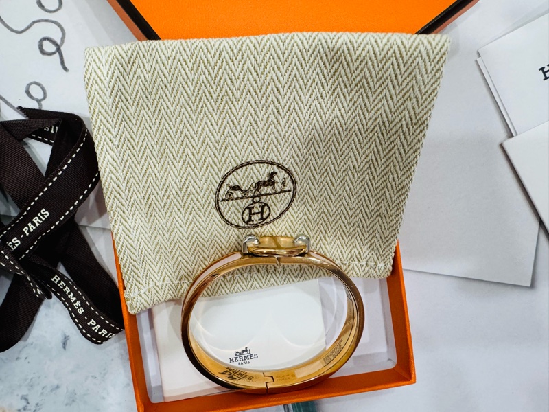 全新Hermes 豬鼻手鐲 粉色 未拆膜-9