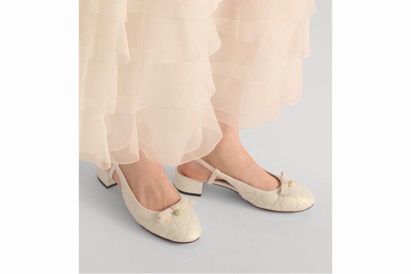 Dior 女士 Dior Ballet 露跟高跟涼鞋35 35.5 36 36.5 37 37.5 38 38.5 39 39.5 40 40.5 41 42碼跟高: 3cm-3