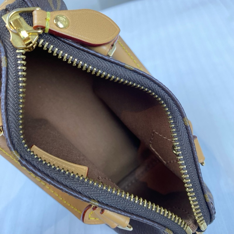 路易威登/Louis Vuitton Nano Speedy M81085    Monogram 塗層帆布 16 x 10 x 7.5-8