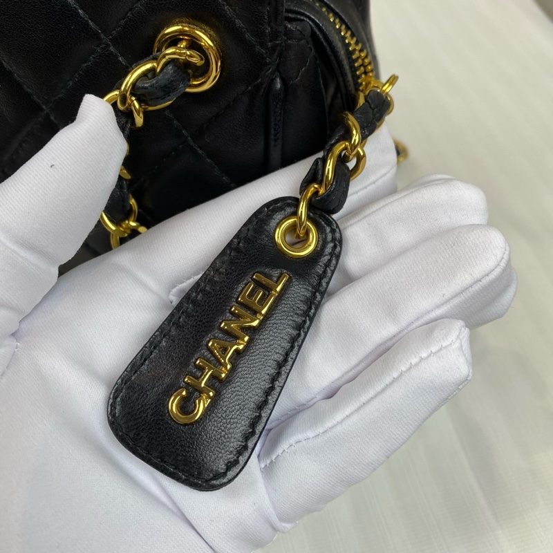 香奈儿/Chanel      黑色羊皮配金色鏈條經典配搭小巧可愛 羊皮 15*8*14-5
