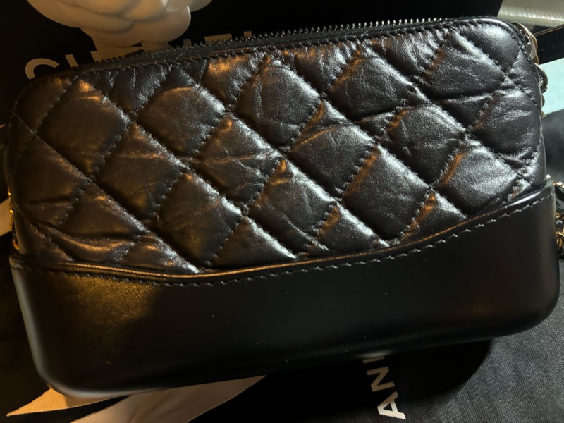 chanel 羊皮雙層流浪woc側背包-1