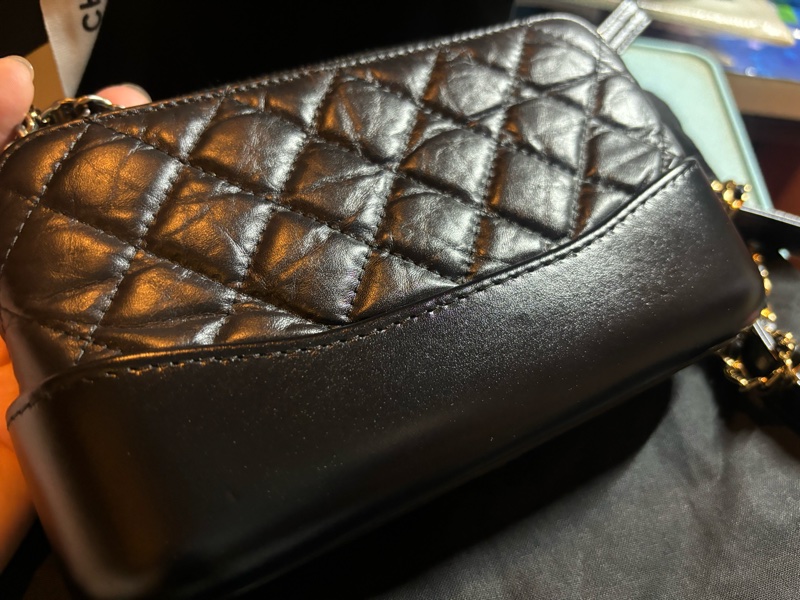 chanel 羊皮雙層流浪woc側背包-5