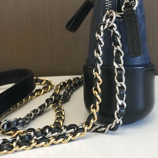 香奈兒/Chanel 藍拼黑mini流浪鏈條包-11