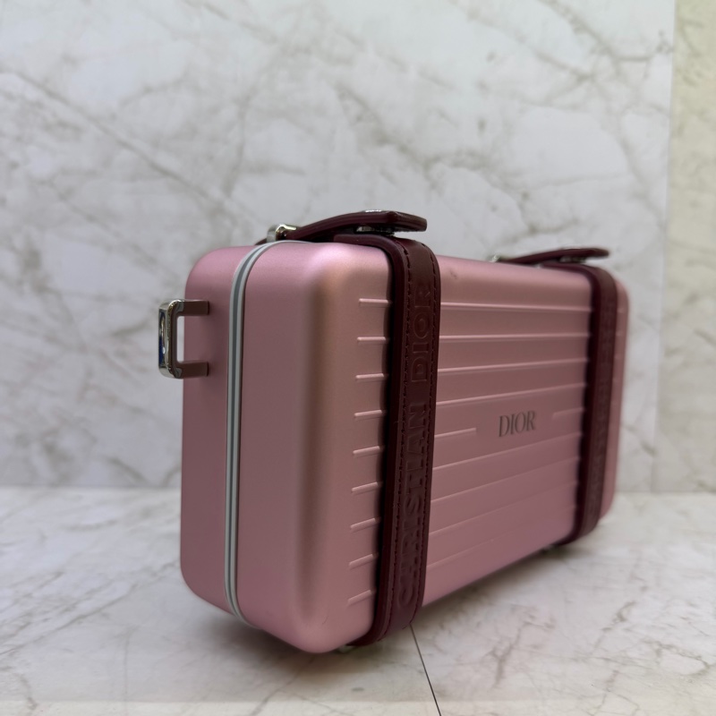 DIORxRIMOWA玫瑰金拚紅盒子包-1