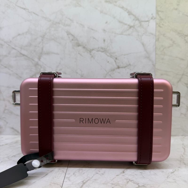 DIORxRIMOWA玫瑰金拚紅盒子包-3