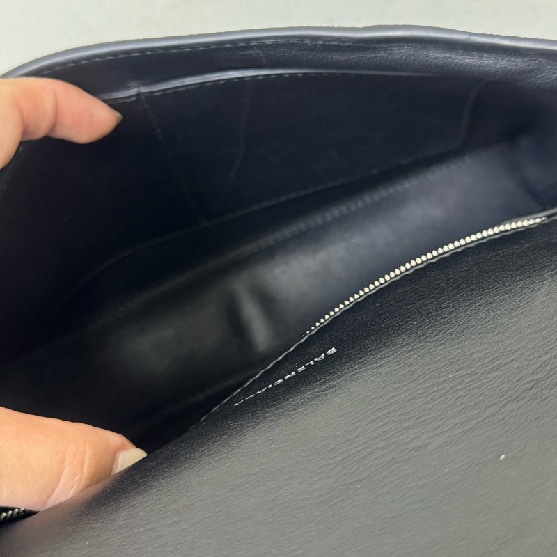 Balenciaga Downtown巴黎世家黑銀斜背包-16