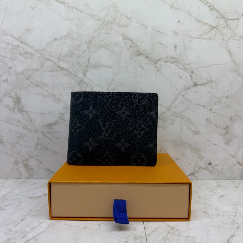 LV 黑色满版老花短夾M61695晶片-0