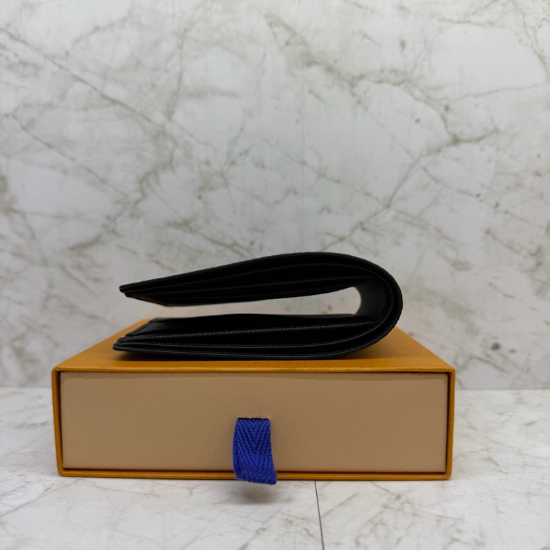 LV 黑色满版老花短夾M61695晶片-3