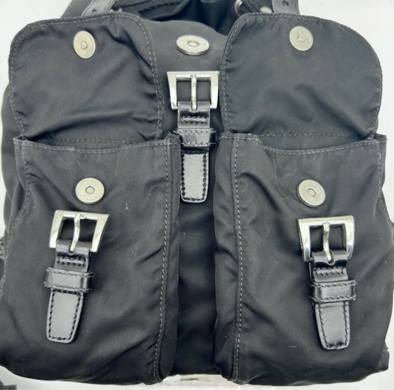 「JL精品代購」Prada黑銀小號降落傘尼龍雙肩包-13