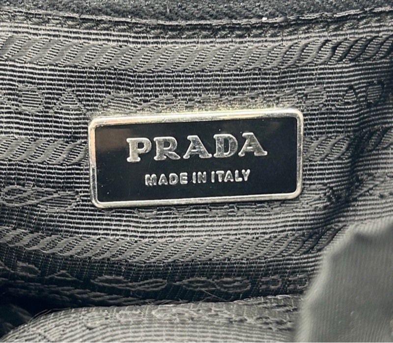 「JL精品代購」Prada黑銀小號降落傘尼龍雙肩包-16