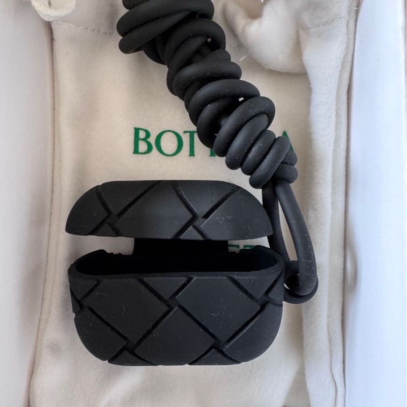 Bottega Veneta 耳機套 黑色-0