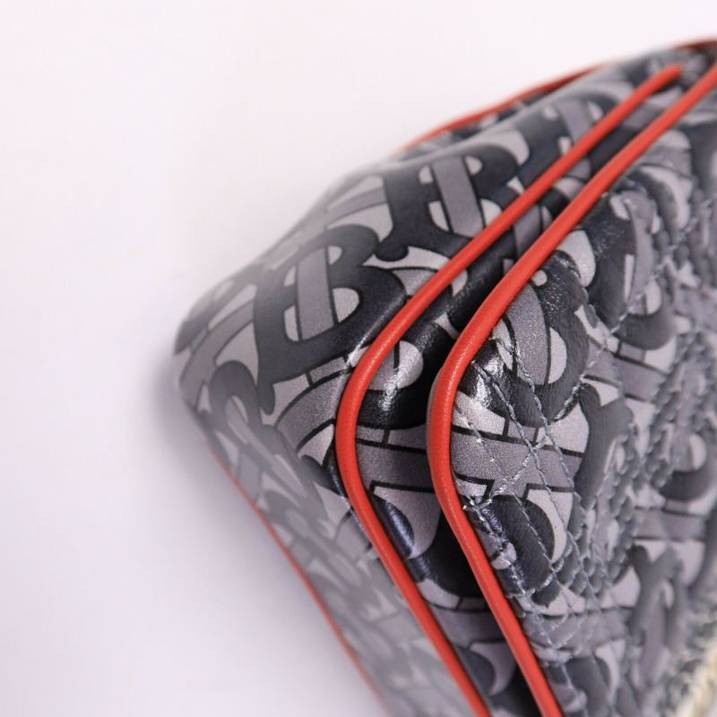 BURBERRY 羊皮皮革Chain Shoulder Bag鏈帶肩背袋-11