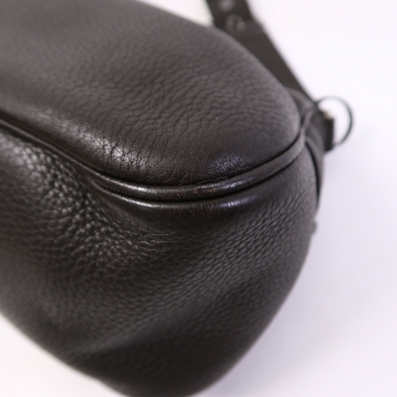 PRADA 牛皮皮革Shoulder Bag銀扣肩背袋-11