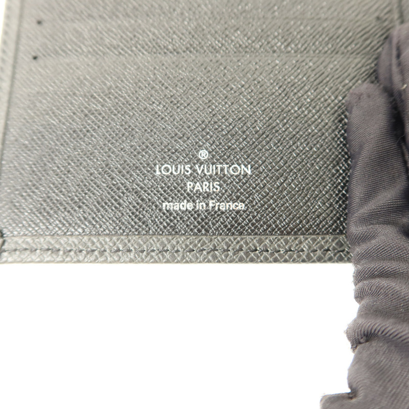 LOUIS VUITTON Taiga Multiple Wallet錢包-6