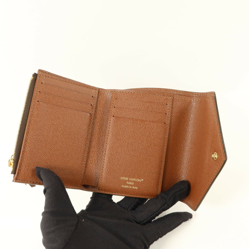 LOUIS VUITTON Monogram Victorine錢包-4