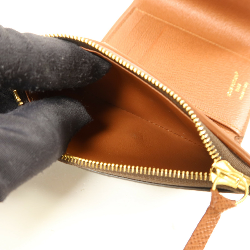 LOUIS VUITTON Monogram Victorine錢包-6