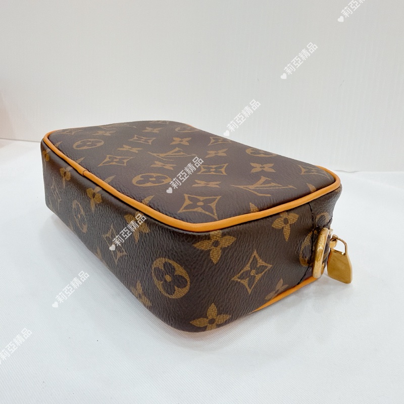 莉亞精品♡ LV老花相機包-6