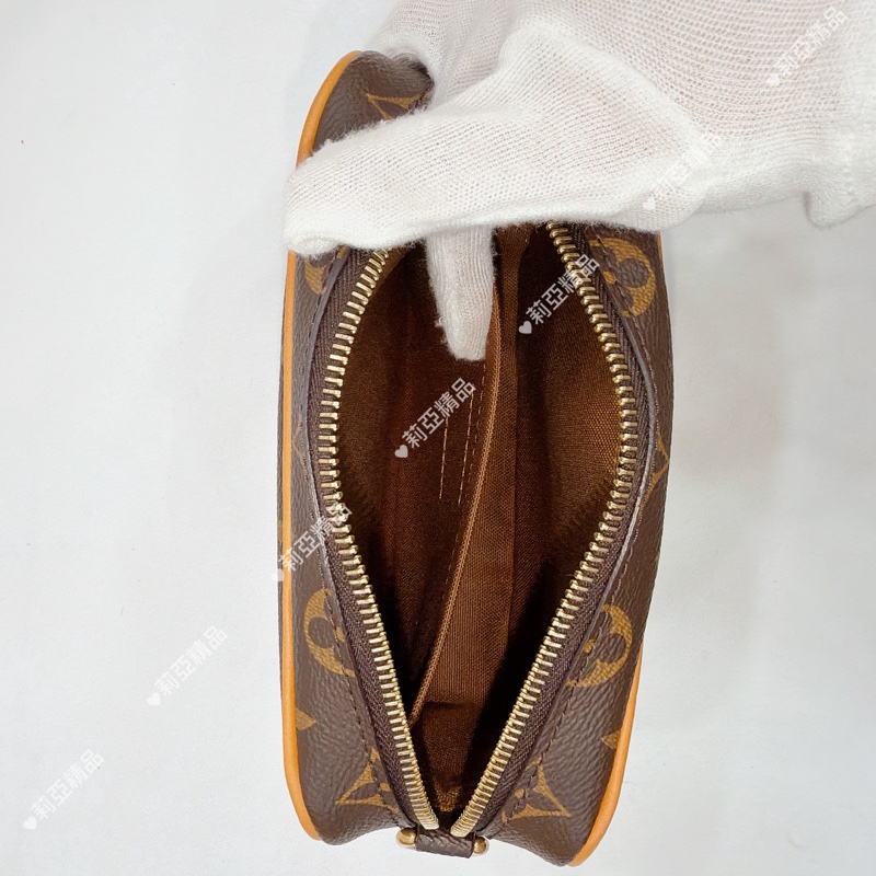 莉亞精品♡ LV老花相機包-10