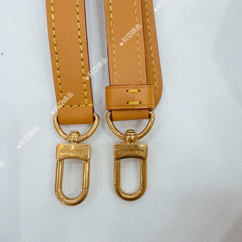 莉亞精品♡ LV老花相機包-15