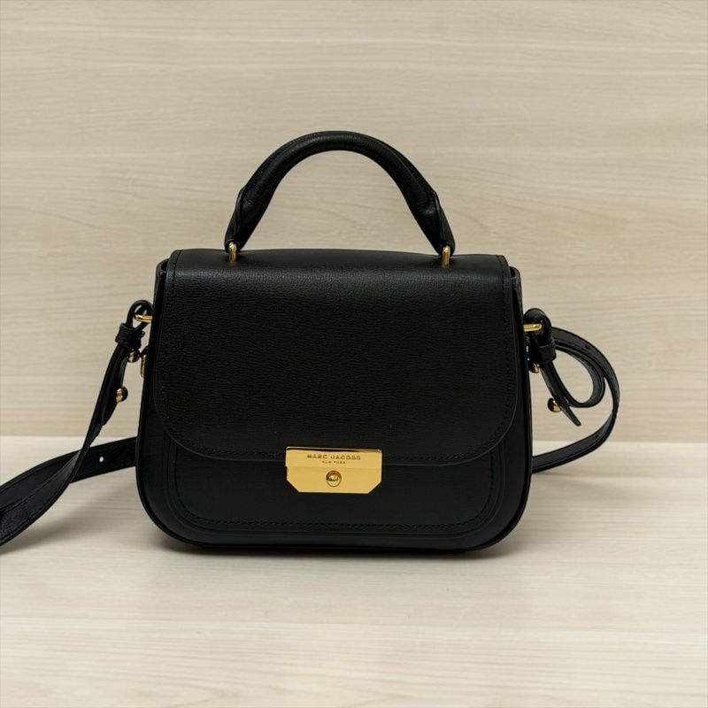 莉亞精品♡ MJ黑色手提包 二手美包-0