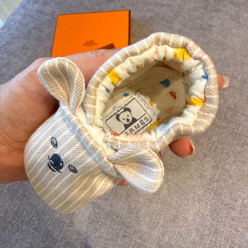 Hermes 全新米色寶寶鞋-3