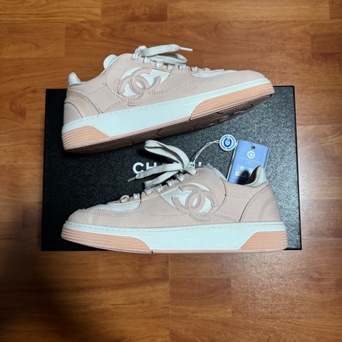 Chanel香奈兒24C雙C徽標帆布鞋 女款 淺粉 37.5碼