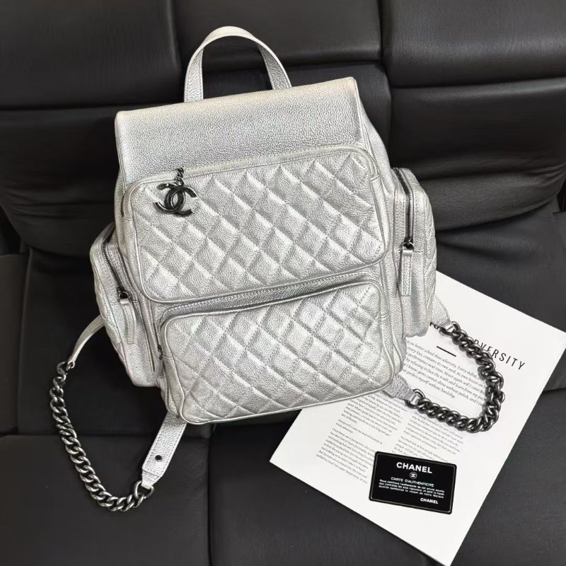 Chanel  Casual Rock Airlines 太空銀 菱格紋 牛皮 中號33*32*15cm 98新配件保卡 塵袋-1