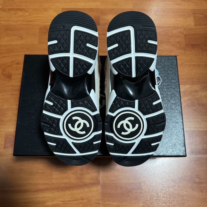Chanel正品香奈兒徽標粗花毛呢運動鞋 女款 粉米色 38碼-6