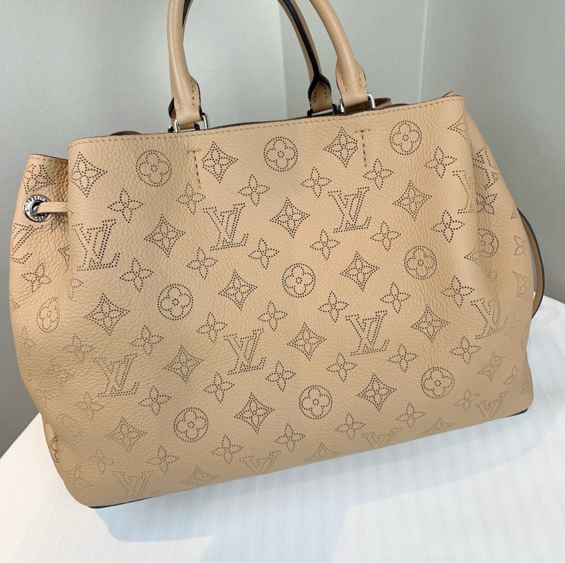 路易威登/Louis Vuitton Bella Tote 米色銀扣镂花穿孔牛皮月光女神手提包 配件：兩條肩帶 32x12x23cm-2