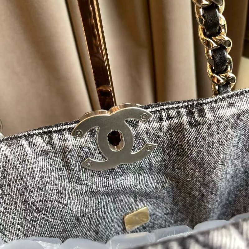 Chanel 牛仔漸變灰19bag tote 23*40*10 99新配件塵袋-3