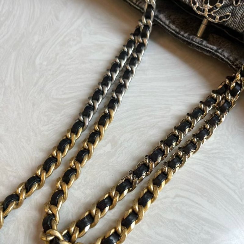 Chanel 牛仔漸變灰19bag tote 23*40*10 99新配件塵袋-4