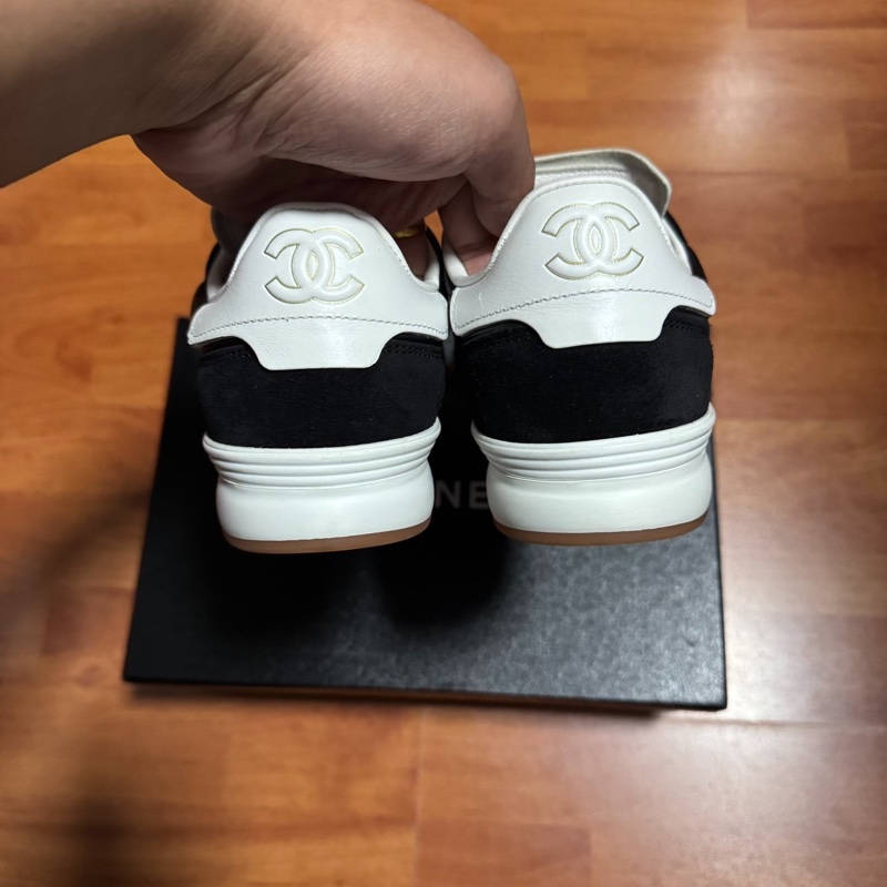 Chanel德訓鞋香奈兒23K低幫徽標休閒鞋 女款 黑色 38碼-4