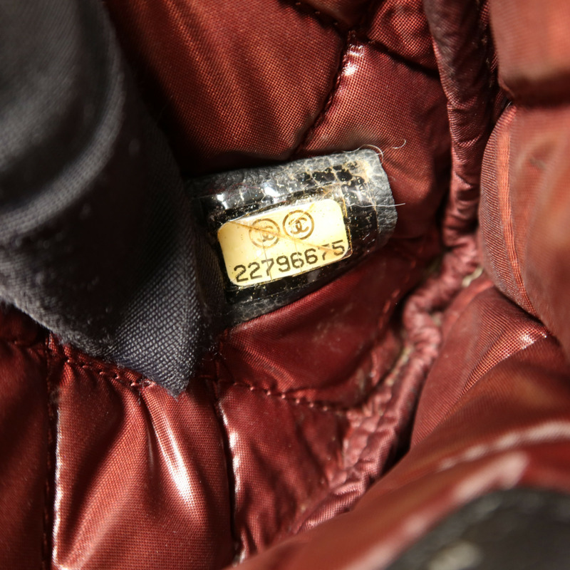 CHANEL 羊皮皮革Mini Zip Pouch手拿包-6