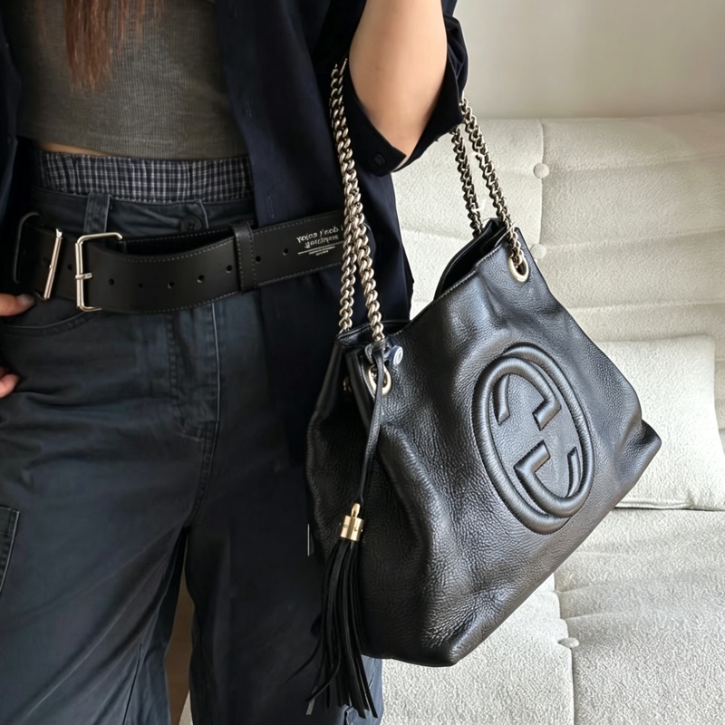 GUCCI古馳黑金配色荔枝紋牛皮流蘇托特包🍔-26