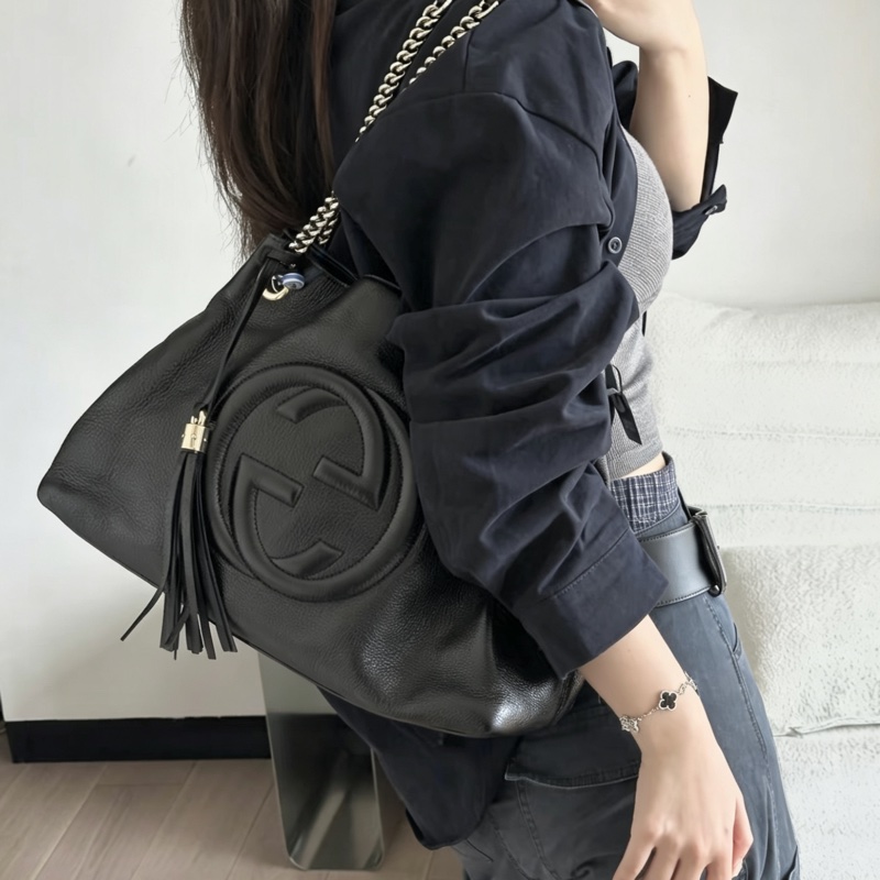 GUCCI古馳黑金配色荔枝紋牛皮流蘇托特包🍔-33