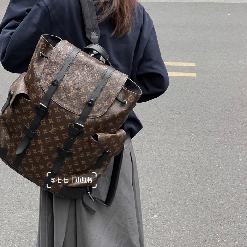 路易威登LV原花拼黑牛皮銀釦🎒Christopher MM後背包 大容量後背包 男包 M43735-7