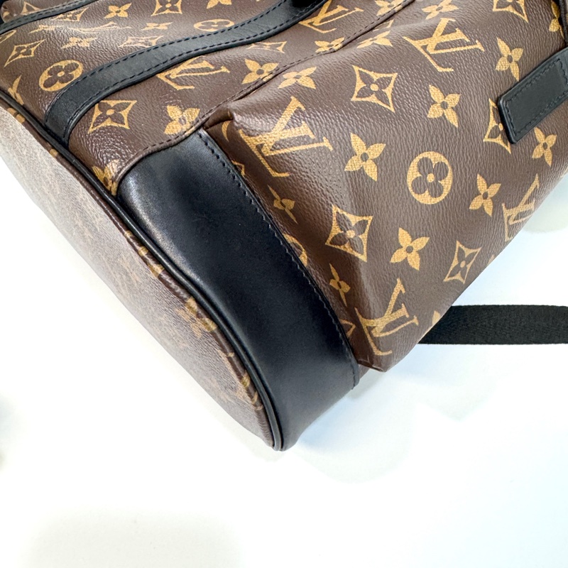 路易威登LV原花拼黑牛皮銀釦🎒Christopher MM後背包 大容量後背包 男包 M43735-23