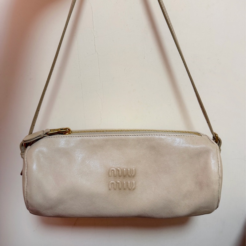 Miu Miu Nappa 筆筒包-0